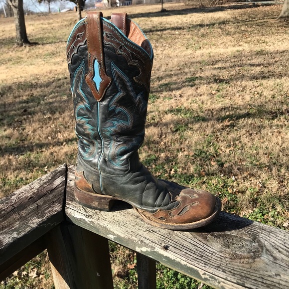 Resistol Boots - Picture 2 of 4